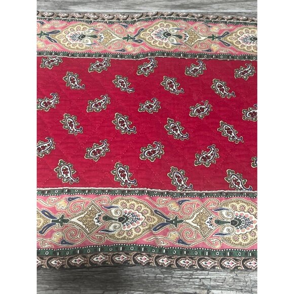 Vintage Vera Bradley Red Paisley Quilted Placemat set of 2 - Picture 4 of 8